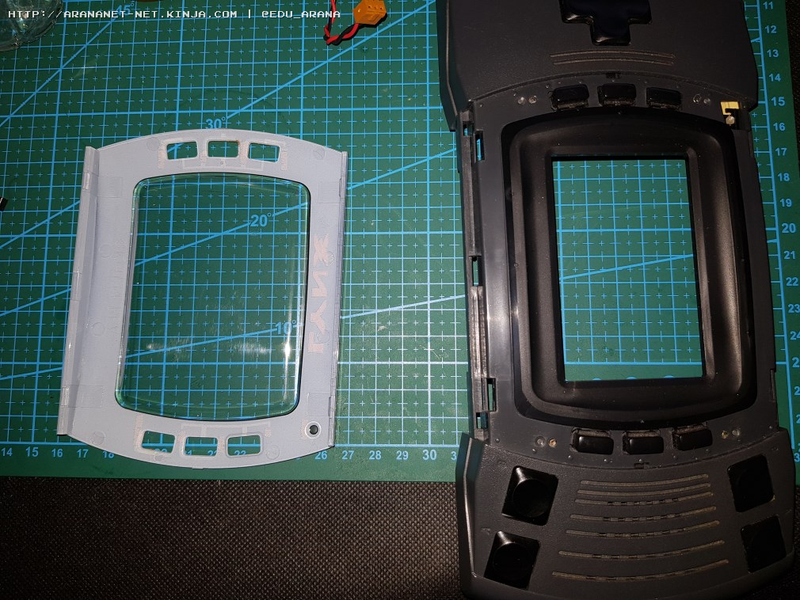 Illustration for article titled INSTALANDO UN LCD EN UNA ATARI LYNX II